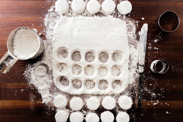 making snowman marshmallows | www.iamafoodblog.com