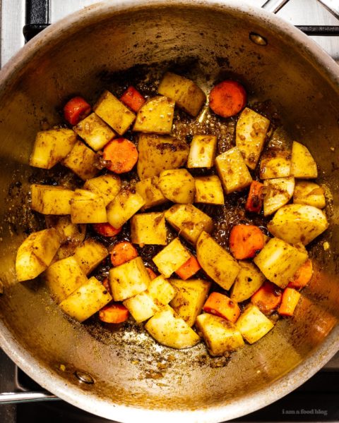 Super Easy Vietnamese Chicken Curry Recipe | www.iamafoodblog.com