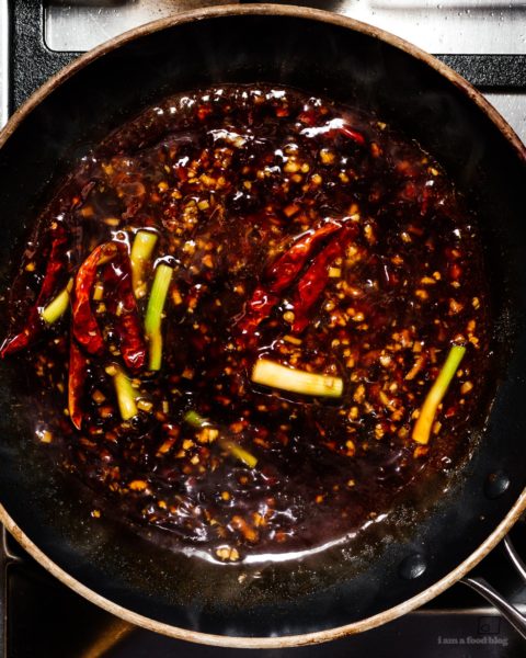 An Easy & Healthy Oven Baked General Tso's Chicken Recipe | www.iamafoodblog.com