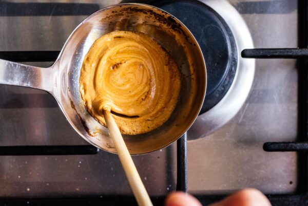 making dalgona candy | www.iamafoodblog.com