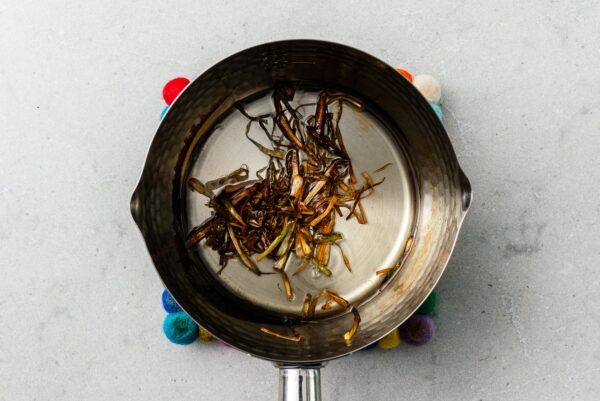 making scallion oil | www.iamafoodblog.com