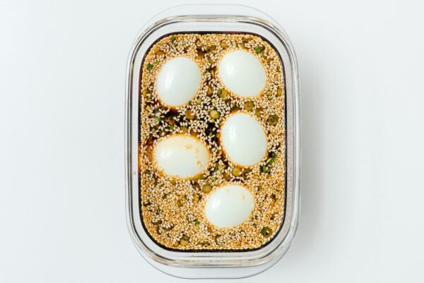 marinating eggs | www.iamafoodblog.com